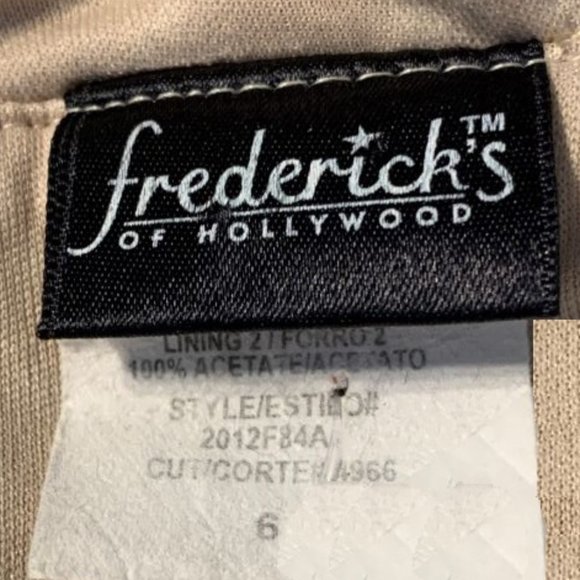 Fredrick’s of Hollywood Sleeveless Lace Dress - Picture 6 of 8